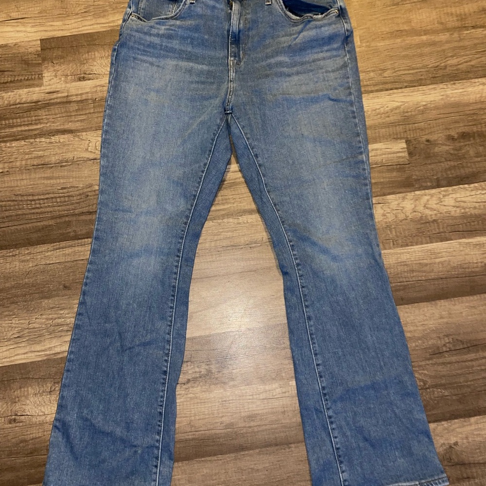 Levi's Women's Bootcut Jeans in Blue Wash